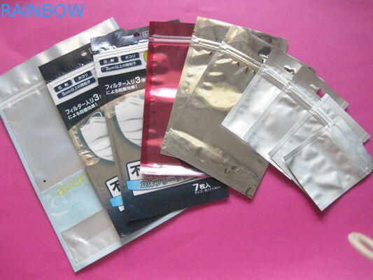 บรรจุภัณฑ์ถุงบรรจุขนมขบเคี้ยวปิดผนึกสามด้าน 120 ไมค์พร้อมซิปด้านบนพิมพ์กับดักราเวีย