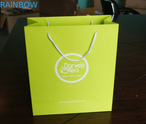 ถุงกระดาษคราฟท์สีเขียวออกแบบเองพร้อมถุงบรรจุชาที่จับฝ้าย