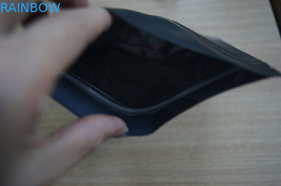 อลูมิเนียมฟอยล์ถุงชาบรรจุภัณฑ์ / ยืนขึ้นถุงกาแฟพลาสติกสีดำด้านมีซิปล็อค