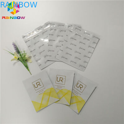 ถุงฟอยล์พลาสติกที่ย่อยสลายได้ทางชีวภาพบรรจุภัณฑ์มาร์คหน้าปิดผนึกสามด้านสำหรับเครื่องสำอาง