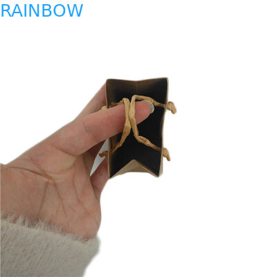 ถุงกระดาษที่กำหนดเองขนาดเล็กยืนขึ้นของขวัญบรรจุภัณฑ์อาหารขนมพร้อมที่จับ