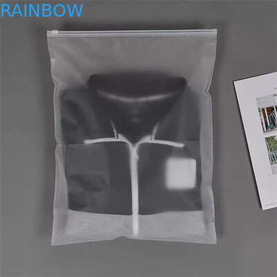 MOPP VMPET การ์เม้นท์เสื้อผ้าพลาสติกบรรจุภัณฑ์ถุง 240mic Pantone