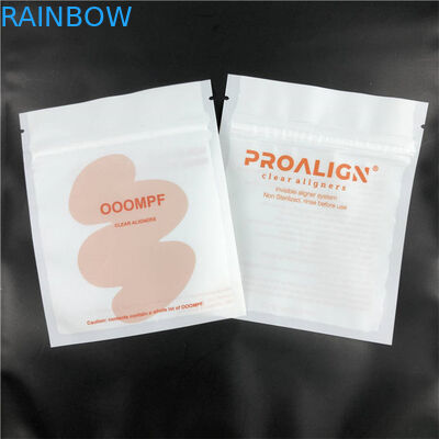 บรรจุภัณฑ์ถุงพลาสติกพิมพ์แบบกำหนดเองแบบแบนสำหรับจัดฟัน