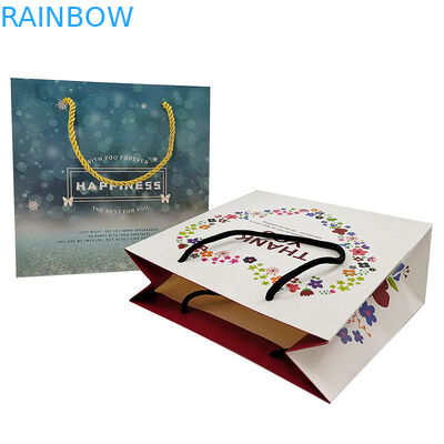 กระเป๋ากระดาษช็อปปิ้งที่กําหนดเอง โลโก้พิมพ์ สามารถรีไซเคิลได้ สามารถละลายได้ด้วยชีวภาพ สีน้ําตาล แพ็คกระดาษธรรมดา กระเป๋ากระดาษ Kraft ด้วยกระเป๋ากระดาษบิด