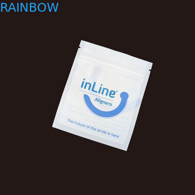 สีดําแมท กระเป๋าบรรจุ Ziplock ขนาดเล็กที่สามารถนําไปใช้ได้อีกครั้ง สําหรับกระเป๋าปรับที่มองไม่เห็นใส กระเป๋าบรรจุเครื่องกําจัดเส้นเลือดขอด