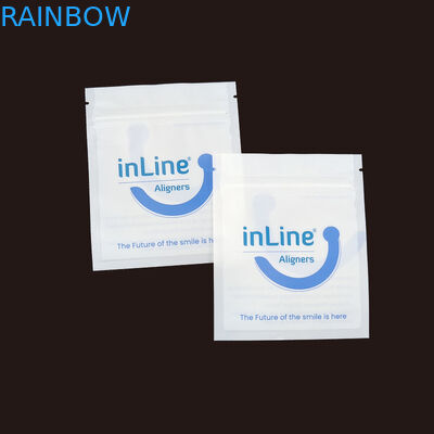 สีดําแมท กระเป๋าบรรจุ Ziplock ขนาดเล็กที่สามารถนําไปใช้ได้อีกครั้ง สําหรับกระเป๋าปรับที่มองไม่เห็นใส กระเป๋าบรรจุเครื่องกําจัดเส้นเลือดขอด