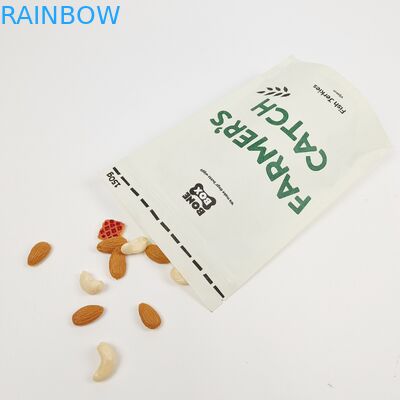 วัสดุมือสีขาวและตัวยืนรวมอยู่ในกระเป๋าของขวัญส่วนบุคคล