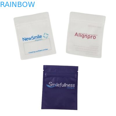 กล่องกระเป๋าพลาสติกที่กําหนดเอง พร้อมเครื่องประทับความร้อนสําหรับบรรจุสินค้ามืออาชีพ