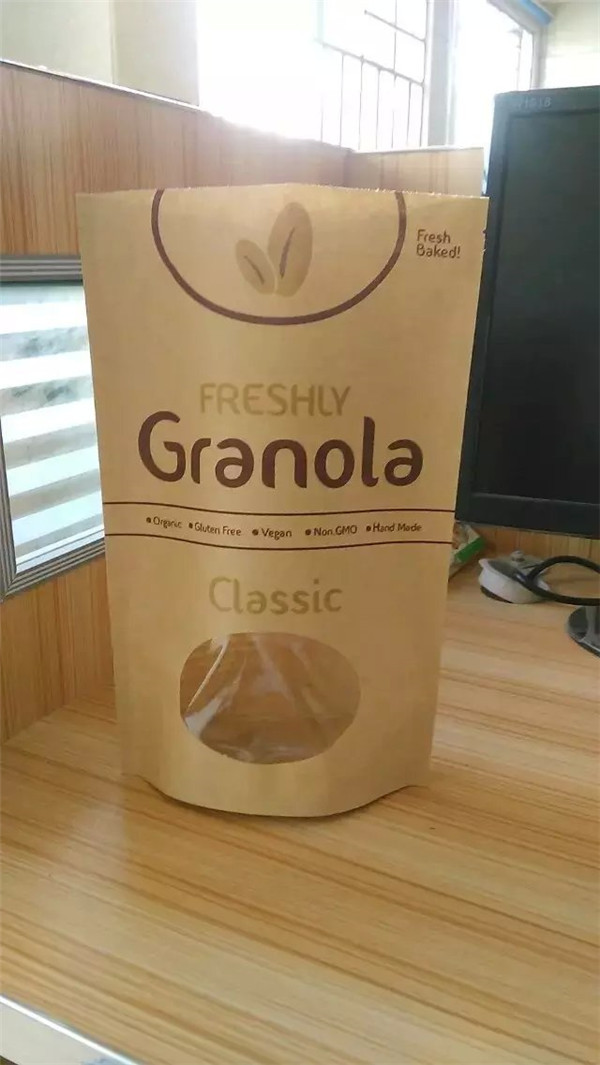 ที่กำหนดเองพิมพ์ Stand Up ถุงกระดาษคราฟท์บรรจุภัณฑ์ถุงขนมที่มีหน้าต่าง