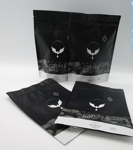 Matte Finish Plastic Pouches Packaging บรรจุภัณฑ์ถุงบรรจุเมล็ดกาแฟแบบกำหนดเอง