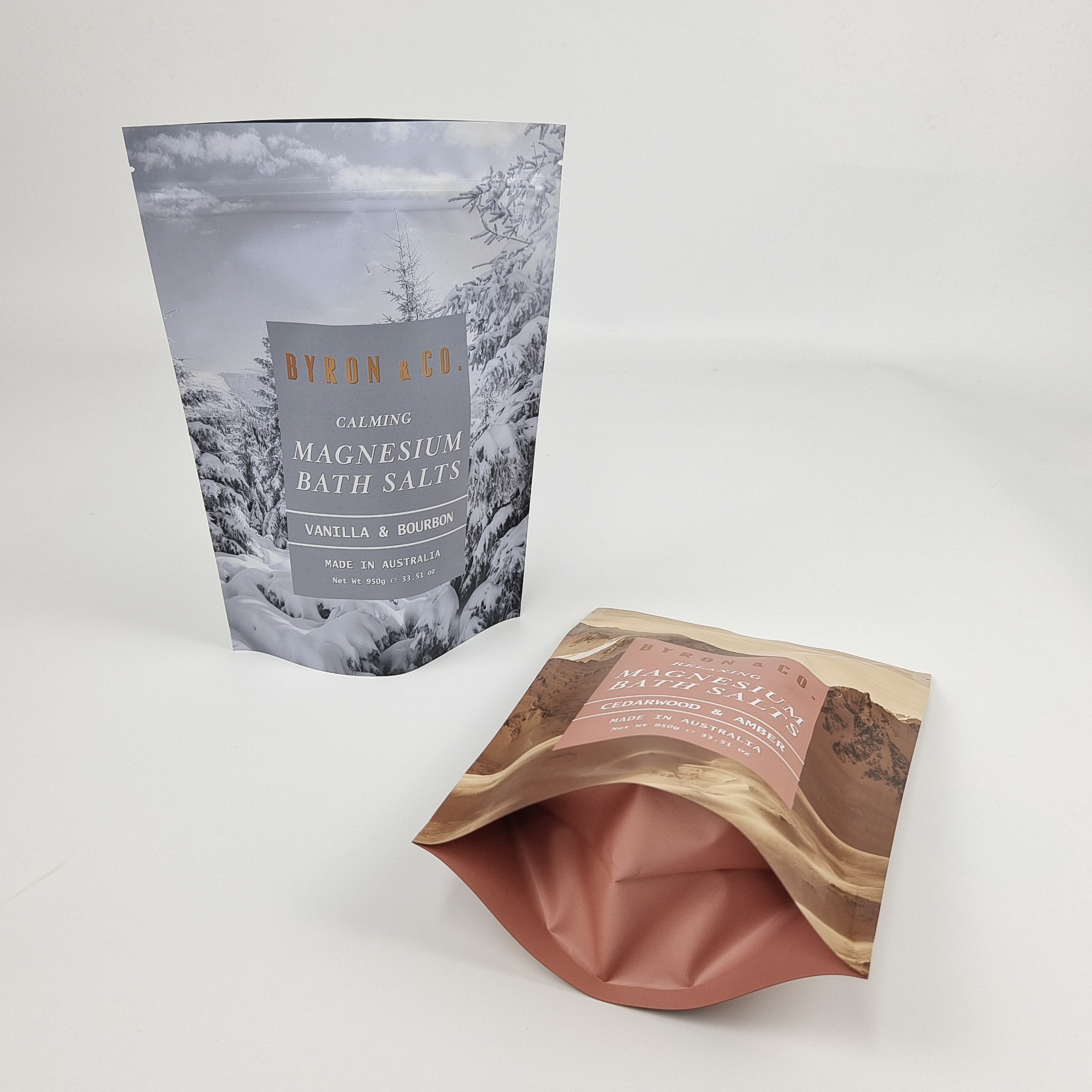 สัญลักษณ์ที่กําหนดเอง พิมพ์กันกลิ่นอาหาร Mylar กันความชื้น แมทอลูมิเนียมฟอยล์ ยืนขึ้น กระเป๋ากระเป๋าบรรจุ