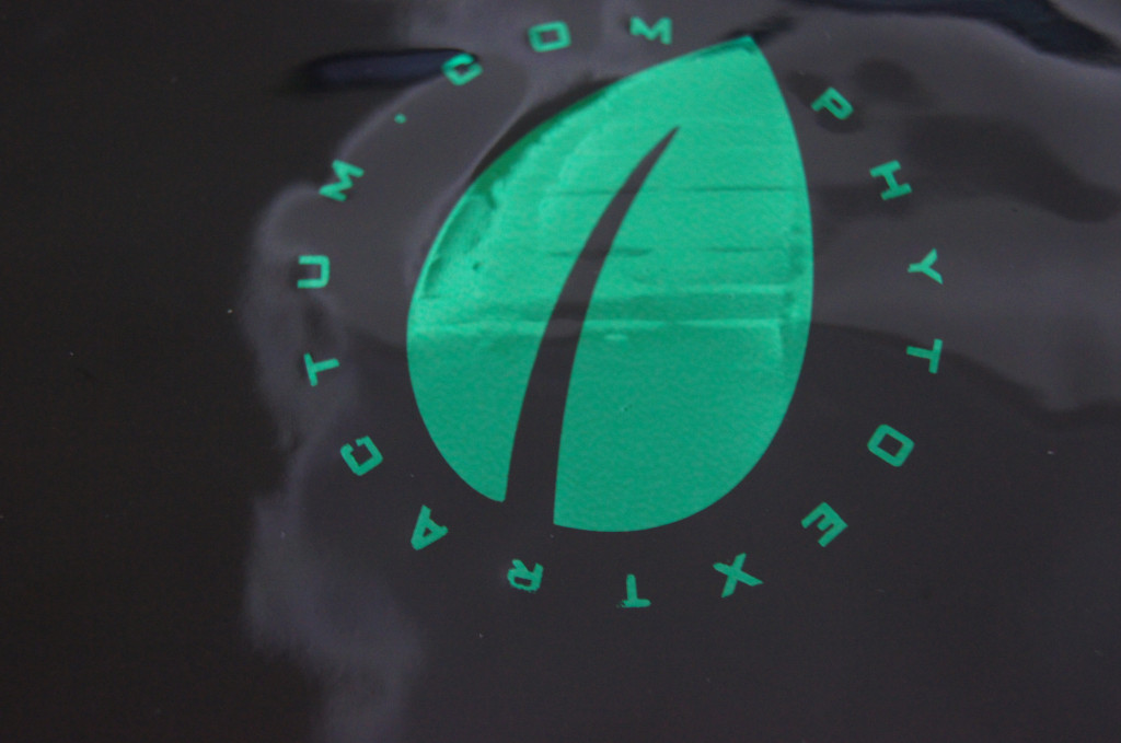 ชัดเจนด้านหน้าบรรจุภัณฑ์สมุนไพรธูปรีไซเคิลโลโก้ที่กำหนดเองสำหรับการลายาสูบ