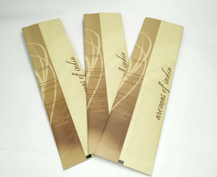 ถุงกระดาษพิมพ์แบบกำหนดเอง 250 กรัมป้องกันความชื้นจากอาหารปลอดภัยด้วยวาล์ว