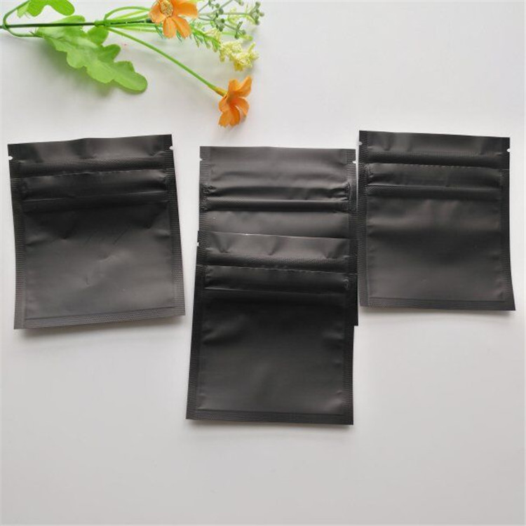 Child Proof Mylar Zip Lock ถุงพลาสติกเคลือบสีดำ Gummy Candy Weed บรรจุภัณฑ์
