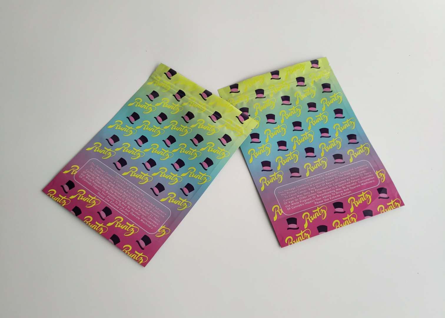 ที่กำหนดเองยืนขึ้นถุงพลาสติกบรรจุภัณฑ์คุกกี้วัชพืชถุงเมล็ดโฮโลแกรม Ziplock