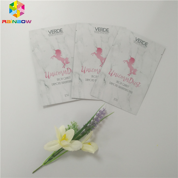 พอกหน้าเครื่องสำอางค์บรรจุภัณฑ์ถุงอลูมิเนียมฟอยล์ผิวมันพิมพ์เสร็จ