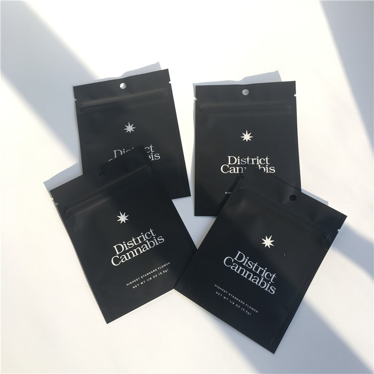 ถุงพลาสติกซิปล็อคแบบเคลือบด้านสามด้านสำหรับบรรจุภัณฑ์วัชพืช Cbd Leaf