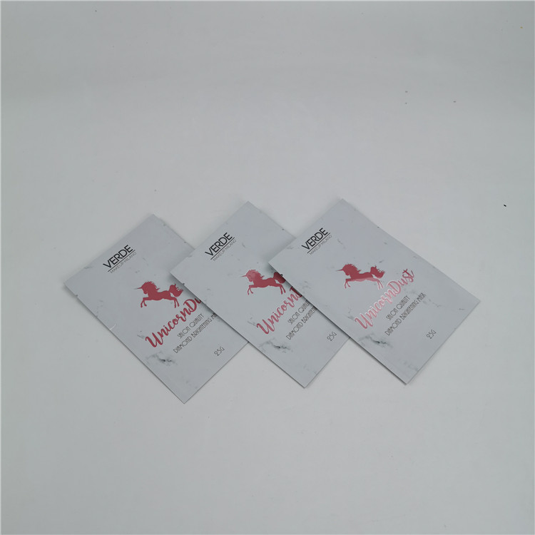 ที่กำหนดเองอลูมิเนียมฟอยล์ลุกขึ้นยืนกระเป๋า, สามด้านถุงปิดผนึกสำหรับอาหารเมล็ดขนมซอง