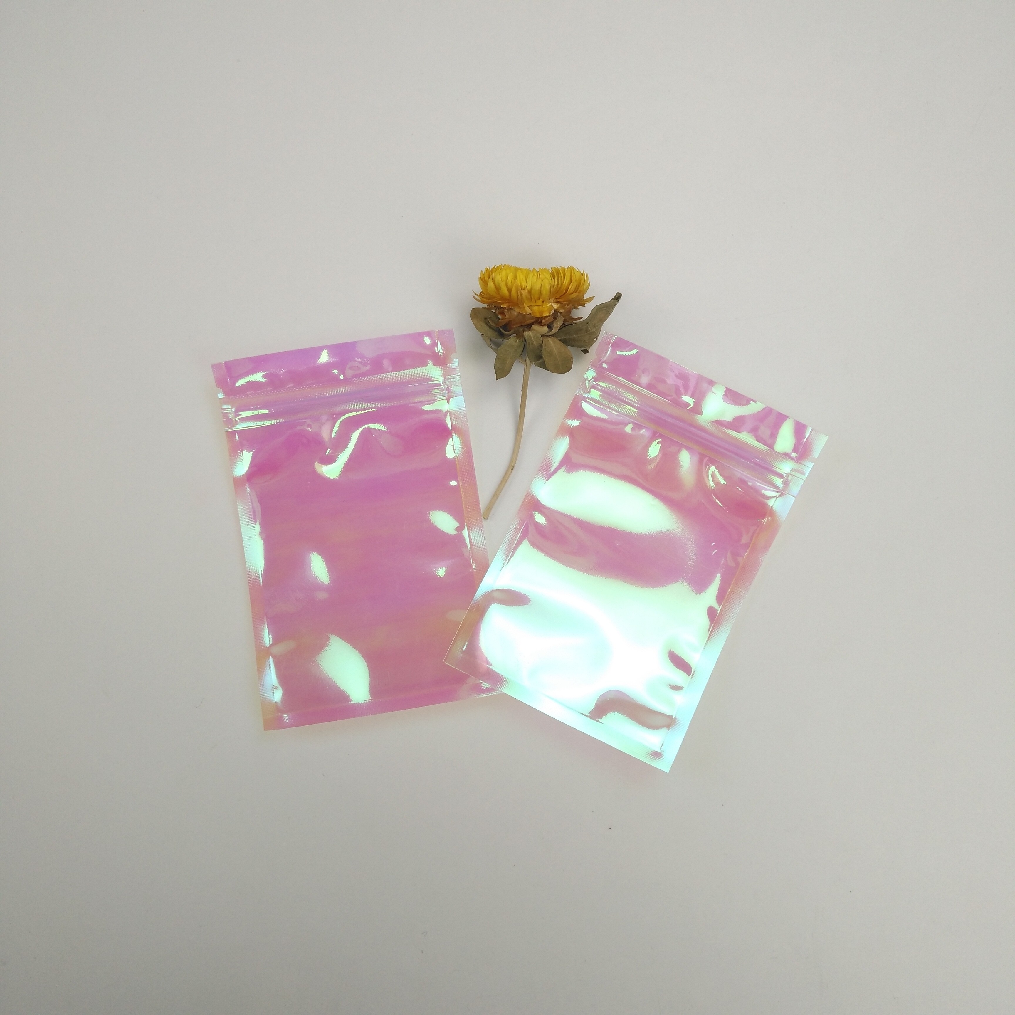 อลูมิเนียมฟอยล์ Stand Up กระเป๋าบรรจุภัณฑ์ผิวด้านพลาสติกเครื่องสำอางพอกหน้ากระเป๋า