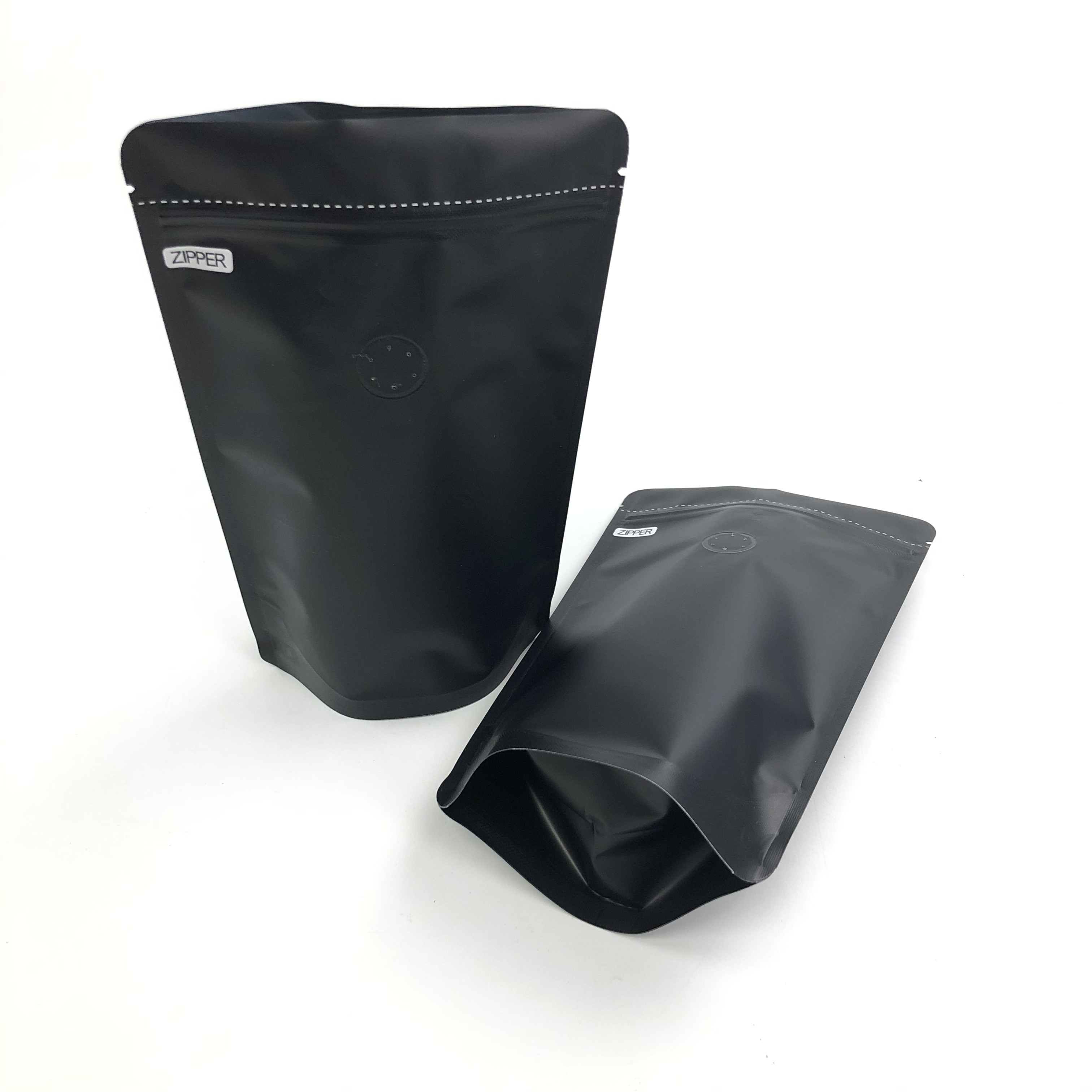 OEM Custom 250G โลโก้สีดำขนาดอลูมิเนียมฟอยล์แบบถอดได้ยืนขึ้นพร้อมวาล์ว Degassing สำหรับถุงบรรจุเมล็ดกาแฟ