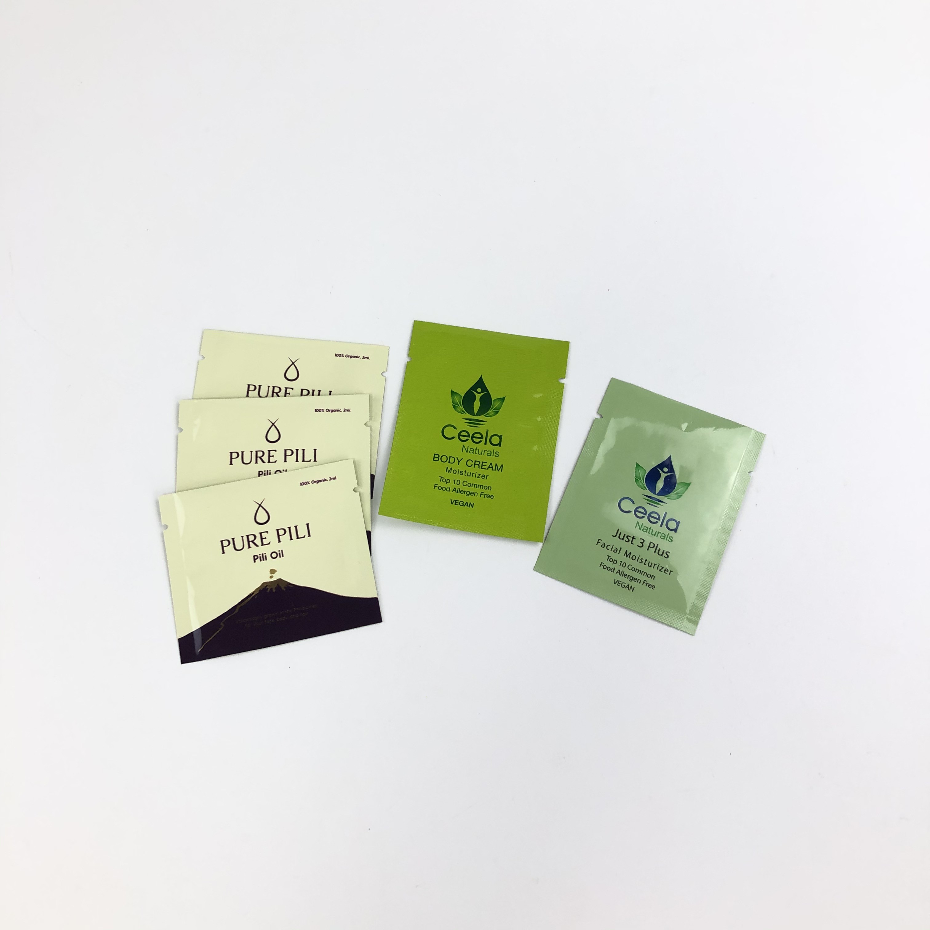 การพิมพ์ดิจิตอลผู้หญิง / ผู้ชายมาสก์หน้า 0.5 ออนซ์ฟอยล์ด้านล่างบรรจุถุงพลาสติกรีไซเคิล