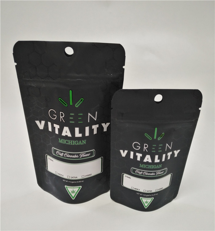 เกรดอาหารที่กำหนดเองพิมพ์ฟอยล์ลามิเนตปิดผนึก mylar ziplock doypack CBD ลูกอมยืนขึ้นถุง