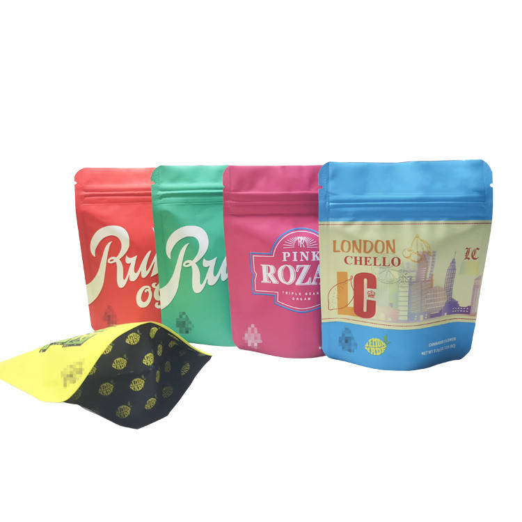 CBD Weeds Gummy Candy Bear Herb Flowers กระเป๋าขายปลีกยาสูบ Runtz Soft Touch Mylar Bag สำหรับบรรจุภัณฑ์คุกกี้
