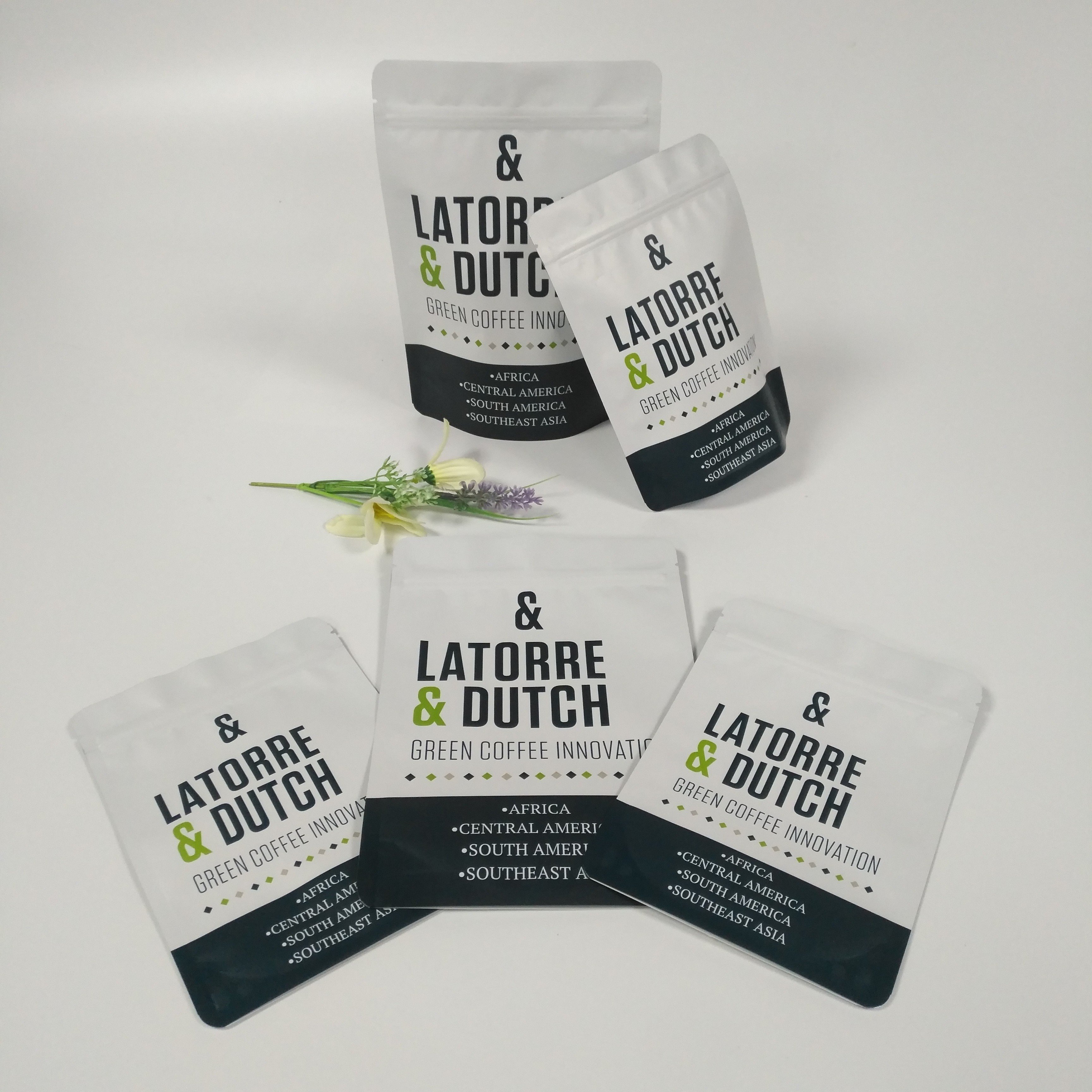 พื้นผิวมันวาว 110 ไมครอนบรรจุภัณฑ์ถุงขนมอลูมิเนียมฟอยล์ CMYK