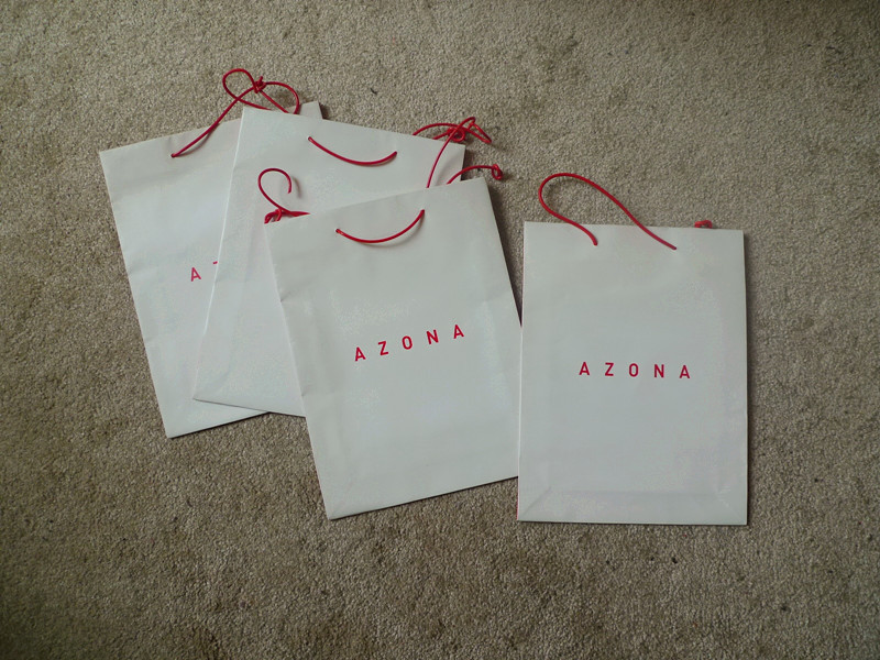 สีแฟนซีถุงกระดาษคราฟท์กระดาษพร้อมพิมพ์โลโก้ที่กำหนดเอง